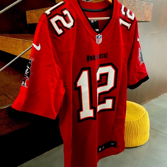 OFFICIAL NFL LICENSED MENS NIKE TAMPA BAY BUCCANEERS JERSEY NEW W / TAG - Picture 1 of 7